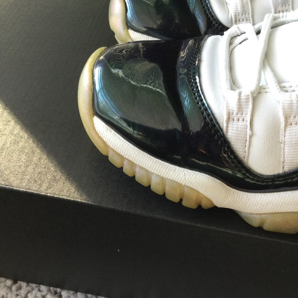Jordan Retro 11 Low Emerald Green/Purple Flip-Flop - Picture 10 of 11